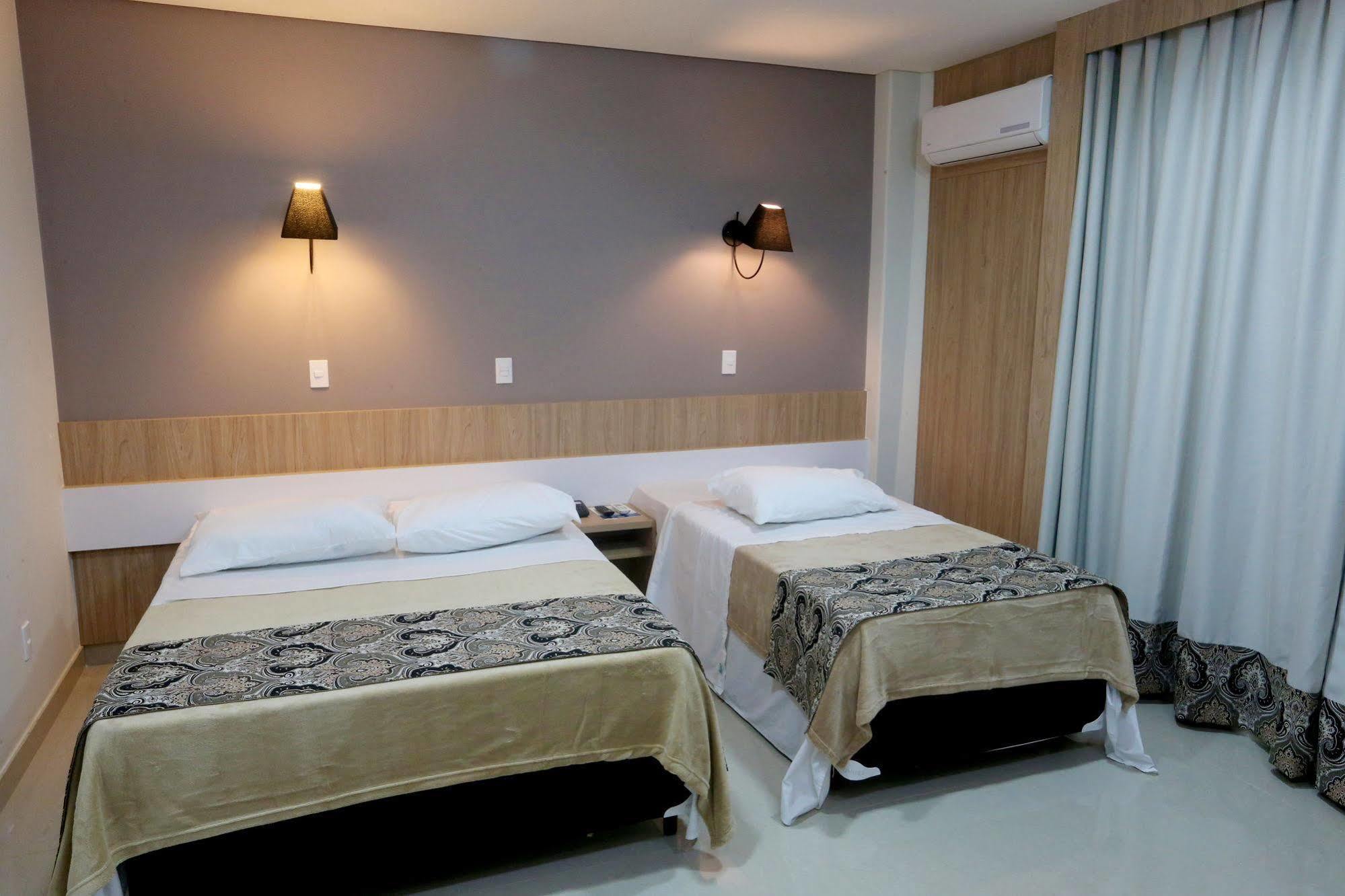 Hotel Plaza Cascavel Cascavel  Eksteriør bilde